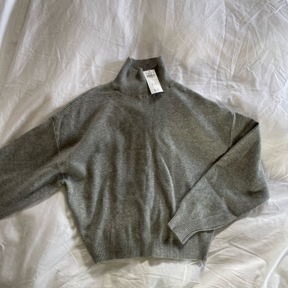 NWT, Abercrombie Oversized Gray Turtleneck Sweater, Size XS